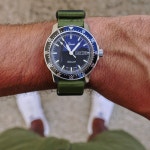 Sinn 104 On Olive NATO | 시계