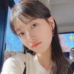 SUZY에 있는 павел громов님의 핀 | 헤어스타일, 웨이브 헤어스타일, 배수지