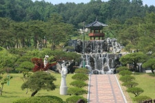 During Korail HANARO trip  @2012.5.25  신선이 내려올 것 같은 느낌의 김천직지문화공원