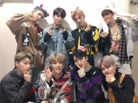 ㅡ @ATEEZ_official | date: 181103 • #ateez #KQ en 2020 | Jung yunho, Rapero, Selca