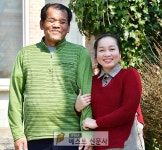[청도군 : 최용석 기자] 결혼이민여성, 청도군에 코로나 19 성금 전달     청도군 화양읍에 거주하는 김미애(37세)씨는 지난 16일 코로나19로... 
