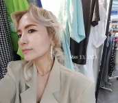 신상가다마이입고..ㅎㅎㅎ 옆에여자한테 꿀리기싫어가..이쁜척하고올리봄ㅋ  신상가다마이입고..ㅎㅎㅎ 옆에여자한테 꿀리기싫어가.....