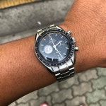 휴일엔 무너치! . . Ω #moonwatch #omega #speedmaster #professional #40th #anniversary #moonlanding #speedytuesday  #watch... 