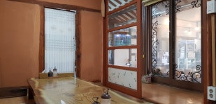 춘천 막국수 연당집 | Home decor, Furniture, Room