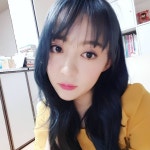 회사원A 会社員A on Instagram: “오늘의 대박사건 1.로미살롱에서 머리 파랗게 염색함 2.머리하고 나왔는데 가로수길에서 소년24멤버랑 마주침... 