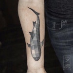 Pin de NINETT en 타투 스타일 | Tatuajes de tiburones, Tatuajes geométricos de animales, Tatuajes