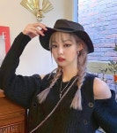 헤어디바인바이제니(Hair Divine by Jenny) | BLACKPINK |제니 김 (@jenndeugikim) บน Instagram: “Would you like to see Jennie with this hair st...