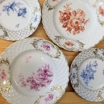 조화블링블링#porcelainpainting #handpainted #porcelain #artwork #painting #flower #포슬린페인팅 #울산포슬린 #포슬린수업 #포슬린... 