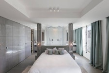 모텔에 있는 Chai Yoon Lim님의 핀