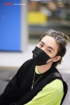 Pin de 선주 양 em 2). 잘생긴 마크 (com imagens)