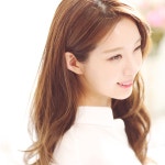 신예지 기상캐스터 몸매 돋보이는 인스타그램 사진과 잔나 코스프레 | Headbands, Fashion