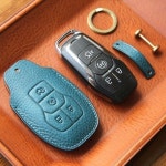 Gives me an idea for my motorcycle key fob... | 가죽 공예품, 열쇠 고리, 악세사리