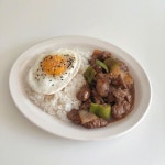 혜림🥛( 전 rimtable) on Instagram: “동물병원갔다가 후딱 볶은 찹스테이크🥘 소3일째먹으니까 물리네요ㅎㅎ(배부른소리) 빨강노랑이... 