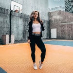 공식홈페이지: 베러바디코리아 . . #베러바디코리아 #레깅스 #운동복 #헬스복 #짐웨… | 운동복, 여성, 운동하는 여자