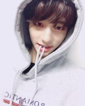 오늘 하루도 수고한 우리 스테이들♥ 피곤할텐데 그 어느때보다 따뜻하게 주무시길..🌜 #straykids #9 #STAY | Stray, Lee know, Kids