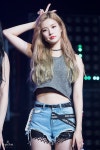 high weist-short jean girl에 있는 Bibian-le jelsomina님의 핀 | 리폼
