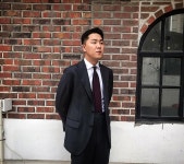 👔 운동해야겠다 볼살이 포동포동 자식 겨울에 많이도 먹었네 #숱하지않은수트 #포르멘테라