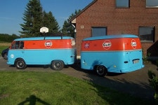 Matching car and trailer에 있는 핀