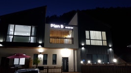 춘천 ~ 가평 펜션추천 [플랜비풀빌라] | House styles, Home decor, House