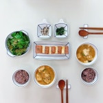 차리고자 했으나, 허전해서 스팸을 구워버렸다.. ⠀ ෆ 청국장은 엄마밥상 (마켓컬리) ෆ 스팸두부두이 ෆ 상추겉절이” - 2020 | 건강한, 점심