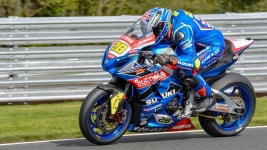 Ducati Mascot님이 Suzuki Motorcycle에 올린 아이디어