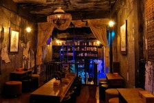 Bar & Club에 있는 ms Kim님의 핀(이미지 포함)