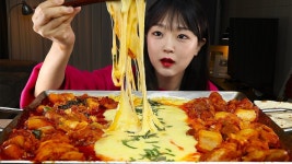 직접만든 치즈 닭갈비 먹방 SPICY GRILLED CHICKEN with CHEESE MUKBANG | ASMR EATING SOUNDS - YouTube in 2020