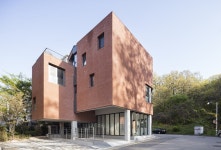 ARCHITECTURE | SIE | Red Brick House – 2nd Story │붉은 벽돌집 – 두번째 이야기 | 벽돌 집, 빨간 벽돌집, 건축