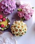 살롱드로사SalondeRosa | ✨앙금플라워 살롱드로사✨ (@flowercake_salon_de_rosa_) • Fotky a videa na Instagramu | Flower cake design, Flower cake...