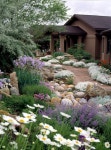 47 Beautiful Front Yard Rock Garden Ideas | 정원 가꾸기, 앞마당 조경, 코티지 가든