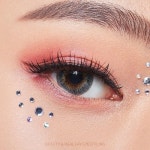 오렌즈 공식 계정입니다. on Instagram: “#EOTD #시크리스3콘... #olens #오렌즈… | Makeup tips summer, Eye makeup, Edgy makeup