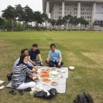 피크닉중..ㅎㅎ | Picnic blanket, Outdoor blanket, Outdoor