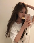 다영 on Instagram: 빵순이 in 2023 | Easy hairstyles for long hair, Stylish girl, Easy hairstyles