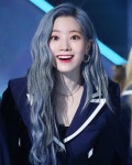TWICE DAHYUN 다현さんはInstagramを利用しています:「[190424] Dahyun x TFMA 💙 ⠀⠀⠀ ⠀ Tysm for 111k... 