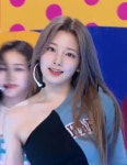 로켓펀치 연희.gif