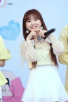 Media Tweets by 모찌서경 (@Mozzi_Seokyoung) / Twitter in 2020 | Flower girl dresses, Wedding dresses, Girls dresses