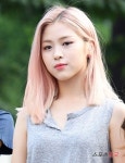 [스포츠한국 조은정 기자] 있지 류진이 9일 오전 서울 영등포구 KBS 신관 공개홀에서 열린 KBS 2TV 뮤직뱅크 리허설 참석을 위해... 