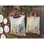 공방 한켠은 이미 Spring is coming 봄기운에 맨다리... flowerembroidery#broderie#embroideryhoop#embroideryart#… | 자수, 꽃 자수
