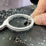 Instagram의 오또수제안경공방님: “* 오또 수제안경공방 - 작업 공정 하나하나에 집중하지 않으면 그냥 하루를 날리는 경우도... 