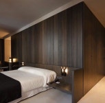 Pin by Hoontak Lee on 인테리어 미팅잘ㅛ | Hotel interior design, Masculine bedroom, Home bedroom