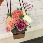 flowerfim 042-716-1222 010-9722-5242 카톡문의: acessong 다가오는 어버이날, 스승의날 ... | 꽃 바구니, 꽃 상자, 꽃다발 포장