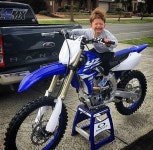 모터 싸이클에 있는 윤성 황님의 핀 | 모터