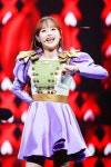 Pin by 민지 on 이달의 소녀(loona) | Fashion, Girl, Girl group