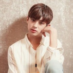 ปักพินโดย 희주 고 ใน 민규1 | สาวน้อย