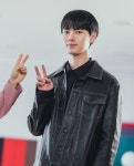 Пин на доске Lee Tae Ri (이태리)