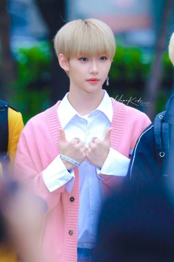 #Felix #필릭스 #StrayKids #스트레이키즈 | Felix stray kids, Felix, Boy groups