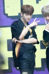 Pin oleh 니니 di 김우진 | Kim, Lee