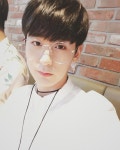Mi piace: 647, commenti: 172 - 邓滨 재빈 jaebin (@jaebin_0213) su Instagram: Hello everyone👏🏻this is Jaebin from Vars... 