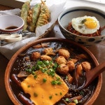 Instagram의 @hyesiknim님: “#광주 #동명동 #모란식탁 #매콤짜장떡볶이 #중화비빔밥 #고추튀김 . 지금껏 먹은 #짜장떡볶이 들은 너무... 