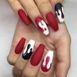 black nail에 있는 박해리님의 핀 | 네일아트, 네일, 미용